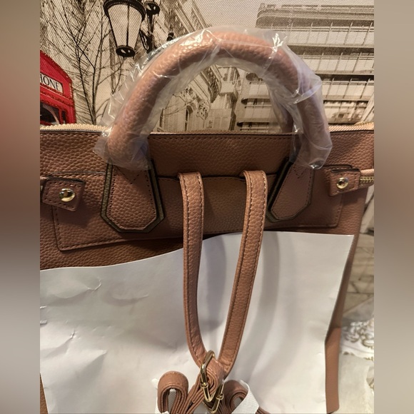 Authentic Japanese brand Hund Red convertible backpack satchel - Picture 10 of 16